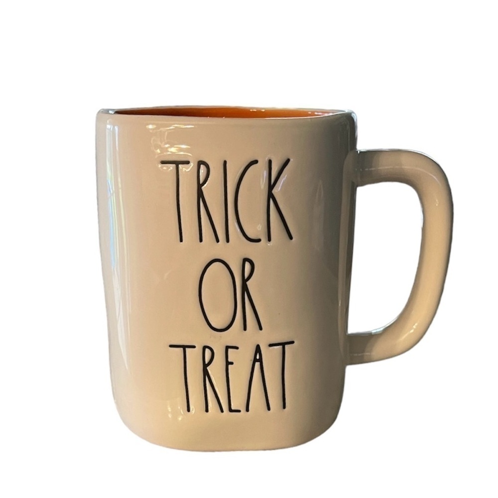 NWOT Rae Dunn “Trick or Treat” Coffee / Tea Cup